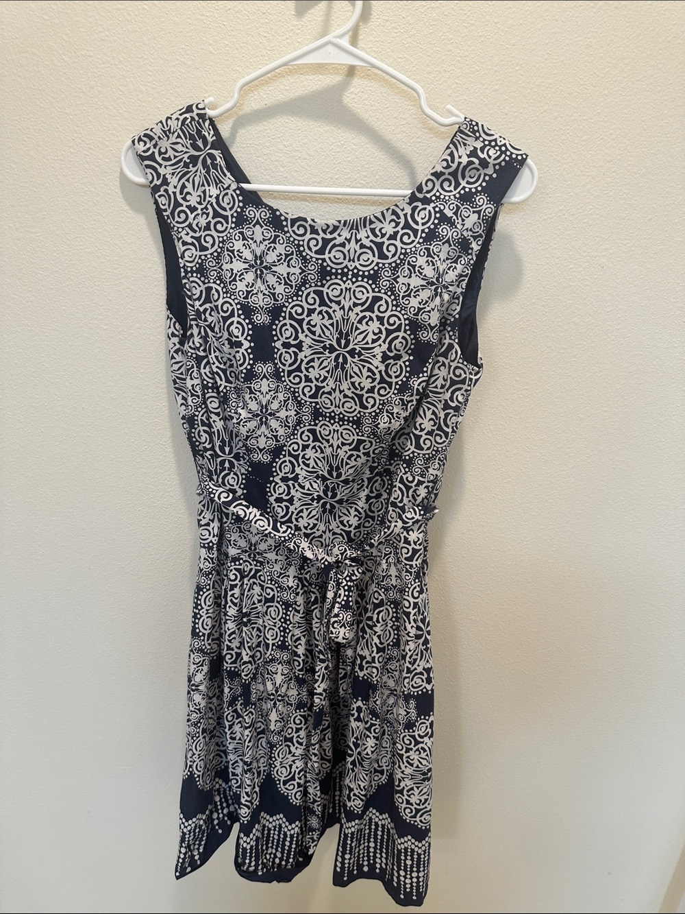 Amanda Lane Navy and White Sleeveless Tie-Waist Midi Dress Size 4